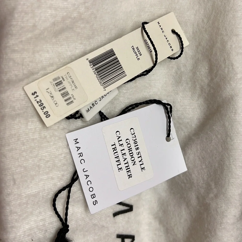 Marc Jacobs Gordon Satchel Handbag In Truffle Leather MSRP $1295 - Picture 12 of 13